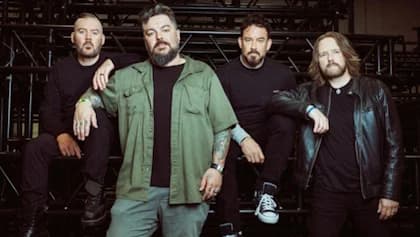 DALE STEWART Says SEETHER Will 'Probably' Focus On Releasing Singles Instead Of Full-Length Albums: 'That's Where The Future's At'