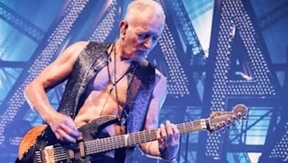 DEF LEPPARD's PHIL COLLEN And JACKSON Celebrate Nearly Four Decades Of Collaboration With New Pro Series Signature PC1-E Guitar