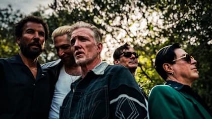 QUEENS OF THE STONE AGE Share New Single 'Easy Street'