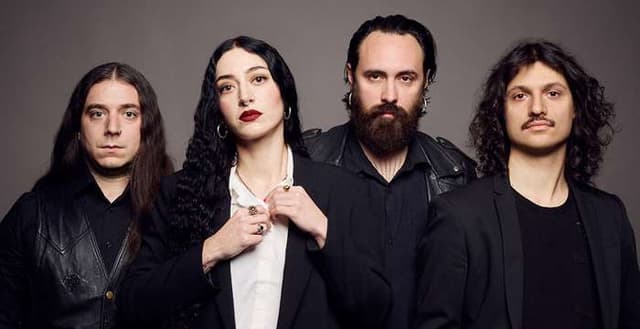 Messa premiere "Reveal" live performance video