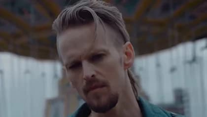 ERIK GRÖNWALL Says 'It's A Shame' His Time With SKID ROW 'Had To Come To An End': 'We Had A Really Great Thing'
