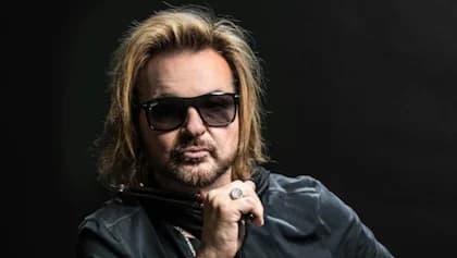 RIKKI ROCKETT Says He Has Stayed Cancer-Free For More Than A Decade: 'It's Never Been Back'