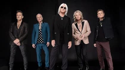 DEF LEPPARD Shares Previously Unreleased Cover Of THE BEATLES' 'Revolution' From Upcoming 'Volume 4' Box Set