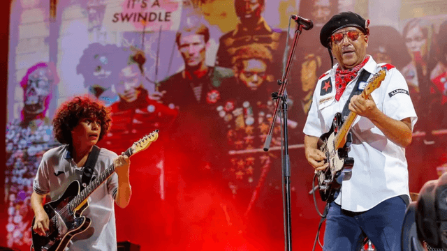 "I Steal His Riffs To Make Songs All The Time" – TOM MORELLO On Working With His Son ROMAN MORELLO