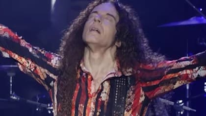 MARTY FRIEDMAN On Developing His Own Style: 'When I Tried To Play Like My Favorite Guitar Players, It Just Never Really Worked Out'