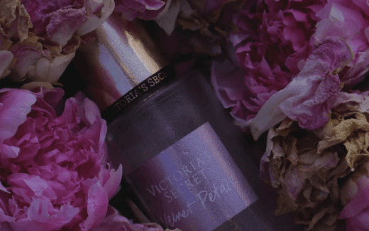DO I SUCK… For Spraying Perfume In The Middle Of The Pit?