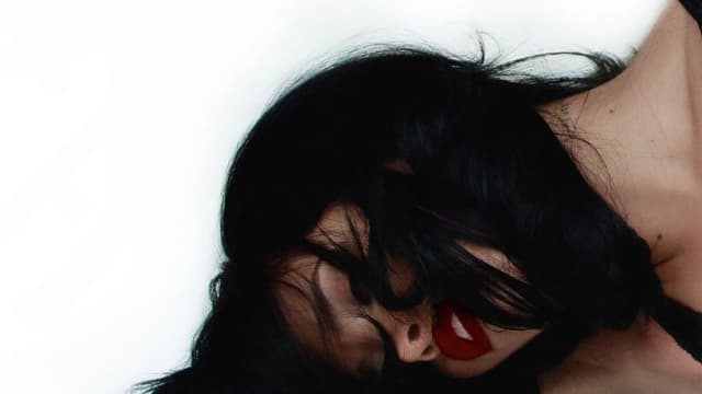 Album review: Nessa Barrett – Tough Love
