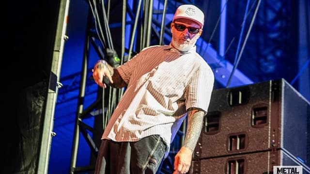 Photos: LIMP BIZKIT Perform For The First Time Ever In Greece