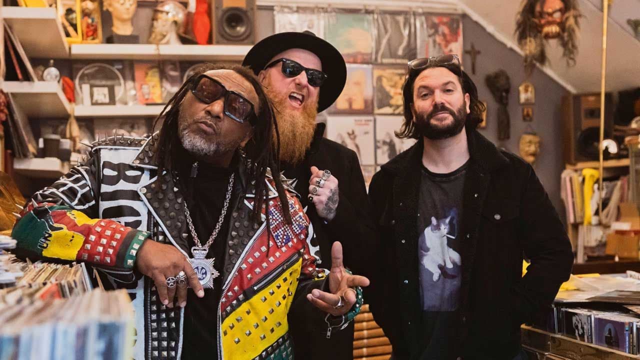 Skindred відвідала Kriminal Records у Ньюпорті