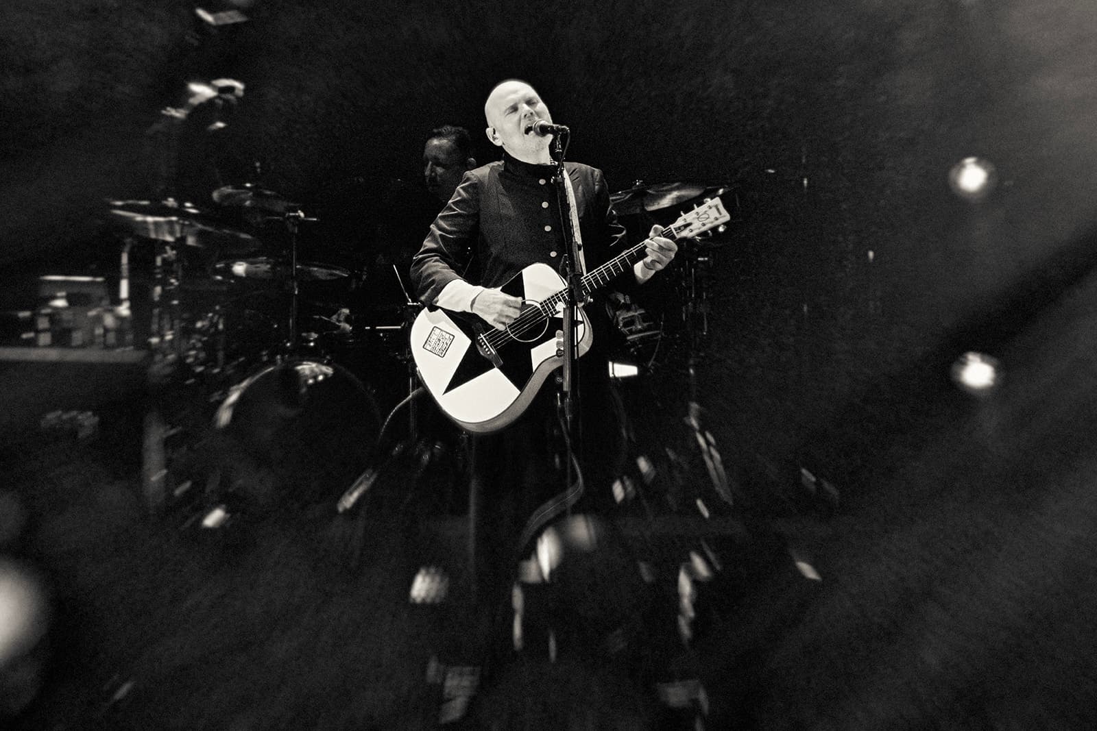 Smashing Pumpkins Announce Anniversary Tour; Metal Church Performs Live
