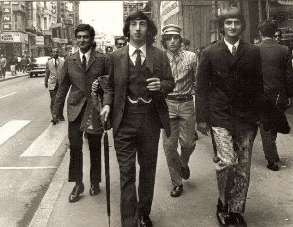 Silüetler Grubunun Müzikal Tarihi İnceleniyor