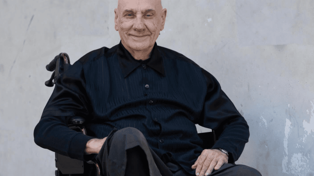 Bill Ward Tekerlekli Sandalye Kullanıyor