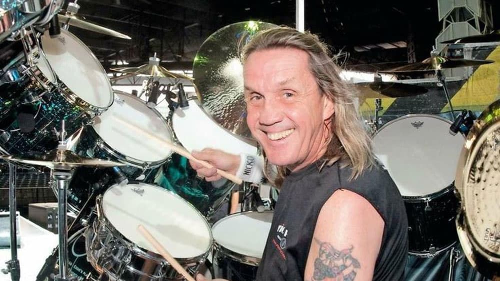 Nicko McBrain yeni bir anı kitabı çıkarıyor