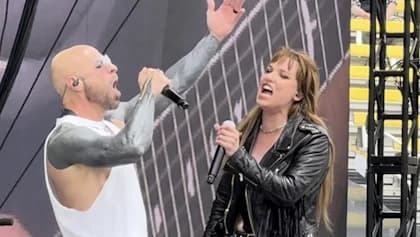 Daughtry and John 5 Perform Live News