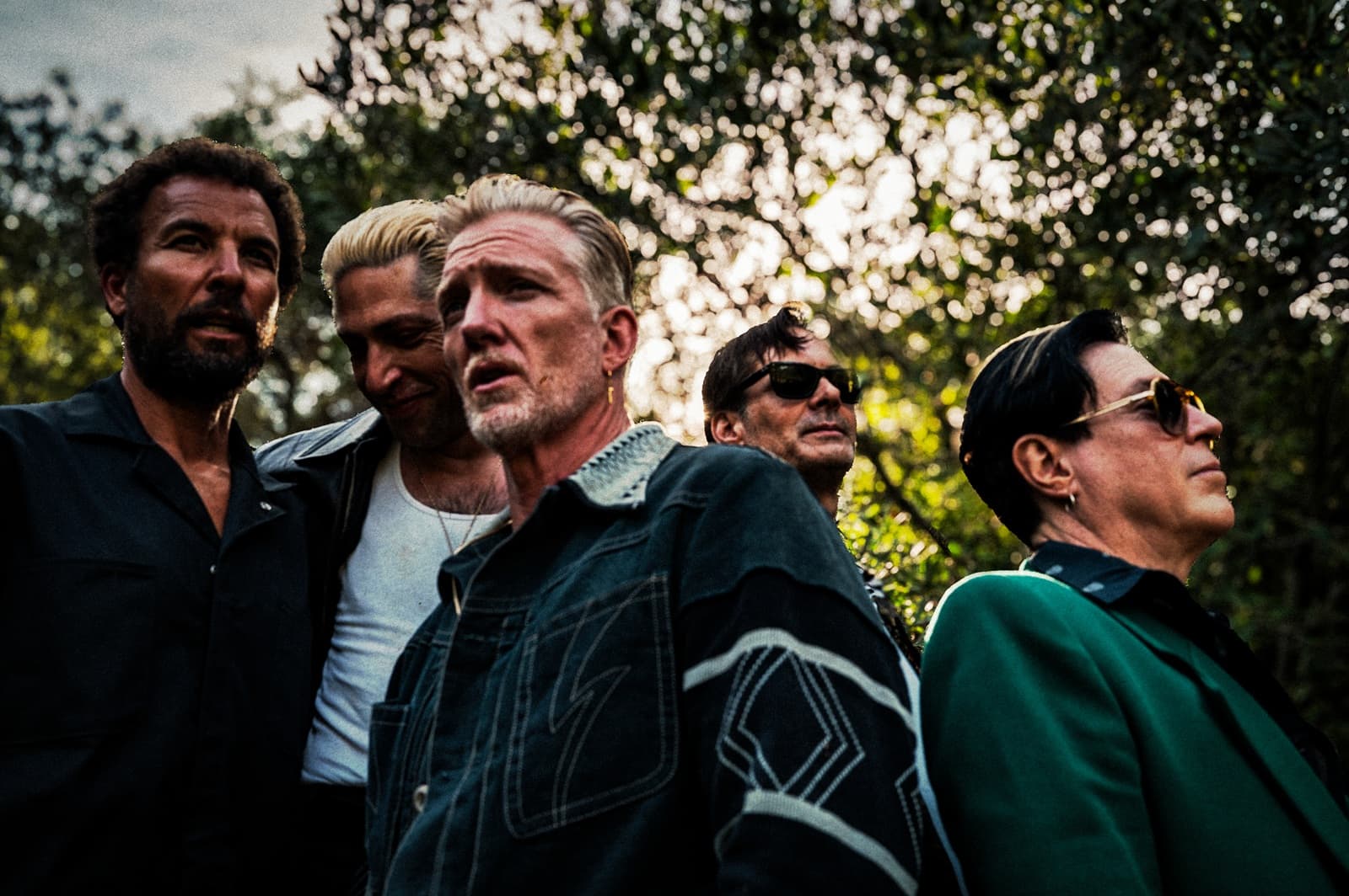 Queens of the Stone Age releases "Easy Street"