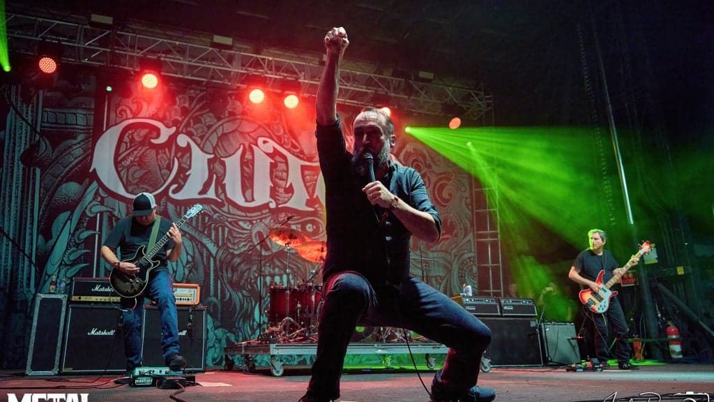 Clutch releases new single "The Drifter Returns"