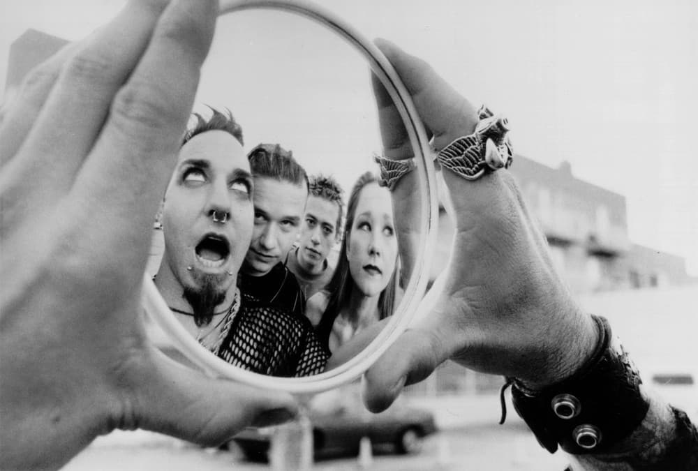 Coal Chamber to headline Halloween concert with P.O.D. and more