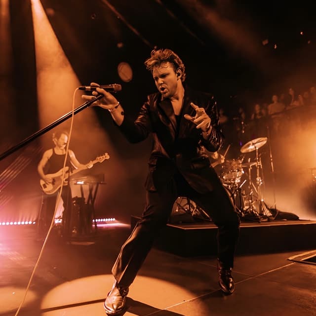 Ashton